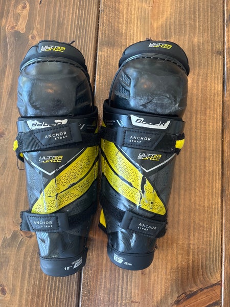 Youth Bauer Supreme ultrasonic 10" Shin Pads (Used)
