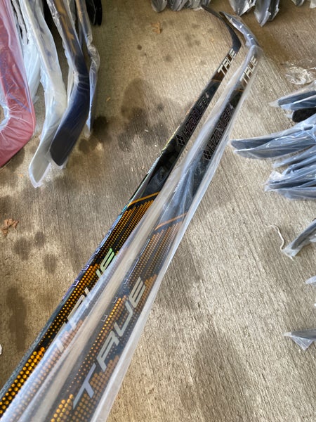 2 Pack New RH True Hzrdus 9X4 Brazeau Custom 85 flex Yellow