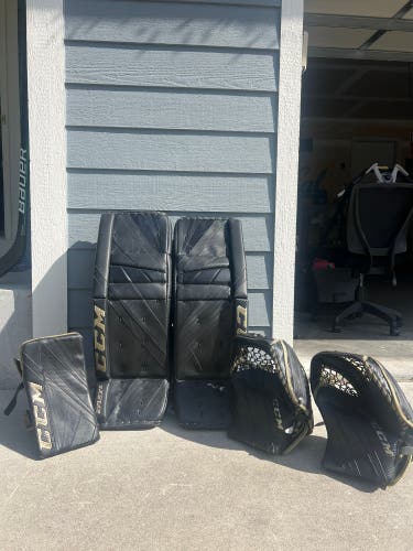 34" CCM Eflex 5 Regular Goalie Full Set Pro Stock (Used)
