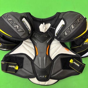 Small Senior CCM Super Tacks AS1 Shoulder Pads