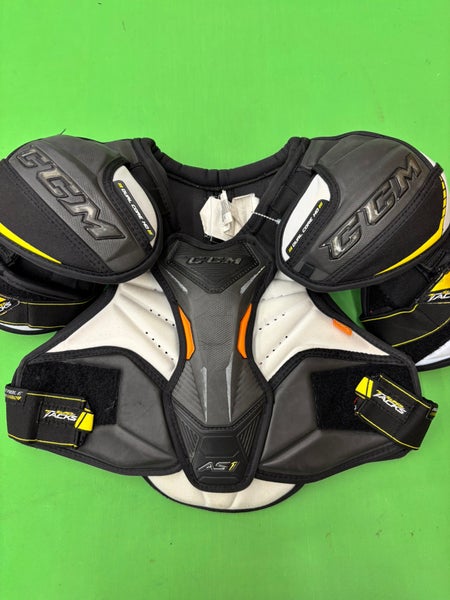 Small Senior CCM Super Tacks AS1 Shoulder Pads