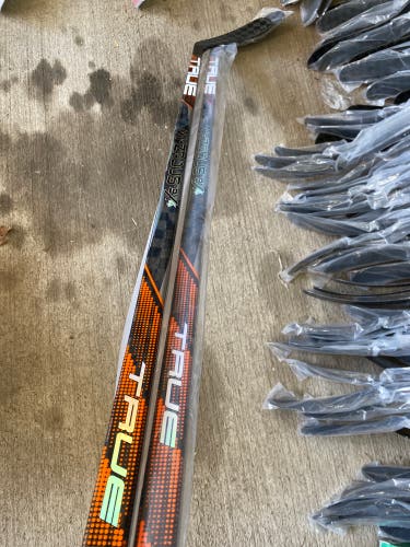 2 Pack New RH True Hzrdus 9X4 TC2 70 flex orange