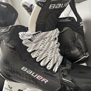 2025 Bauer Supreme Shadow Hockey Skates Regular Width 7.5 (New)
