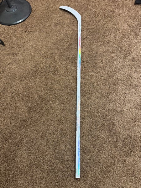 Senior Bauer White Proto-R Right Handed Hockey Stick P92 (New)