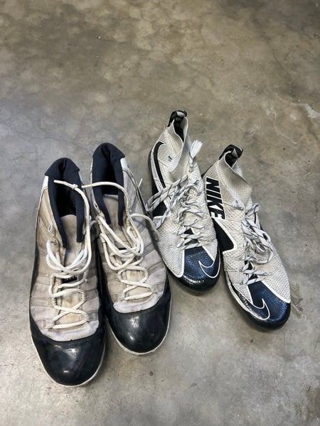 Men's Size M 11.0 (W 12.0) Nike Mid Top (Used)