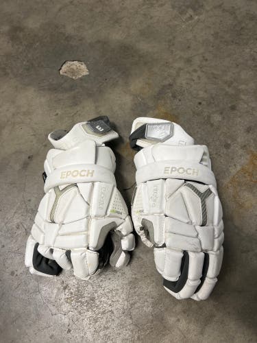 Epoch Integra Lacrosse Gloves Large (Used)
