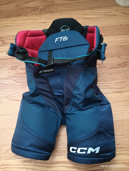 Junior Small CCM Jetspeed FT6 Hockey Pants (Used)