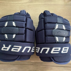 Bauer Nexus 2900 Gloves 12" (Used)