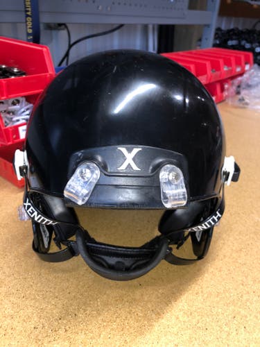 USED XENITH X2E+ YOUTH FOOTBALL HELMET - LARGE - BLACK