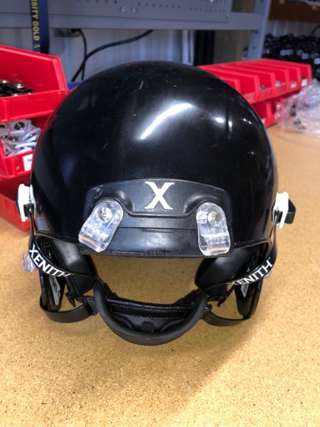 USED XENITH X2E+ YOUTH FOOTBALL HELMET - LARGE - BLACK