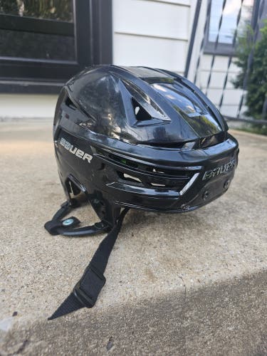 Medium Bauer Re-Akt 155 Helmet (Used)