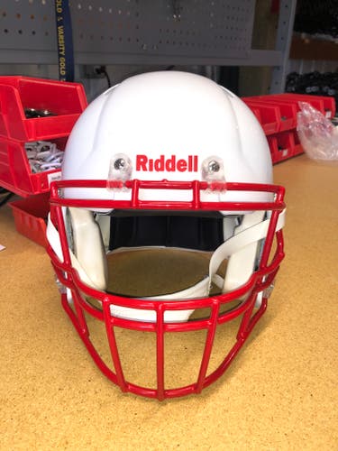 USED RIDDELL SPEED ADULT HELMET - MEDIUM - METALLIC WHITE