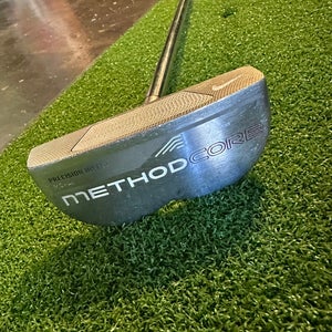 Nike Method Core MC- 4i Mallet Right Handed Putter