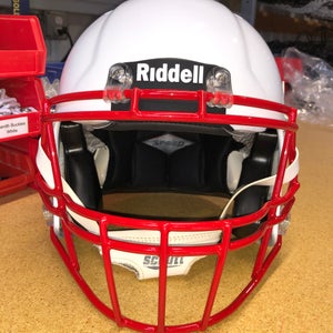 USED RIDDELL SPEED ADULT HELMET - MEDIUM - METALLIC WHITE