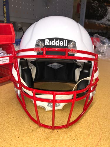 USED RIDDELL SPEED ADULT HELMET - MEDIUM - METALLIC WHITE