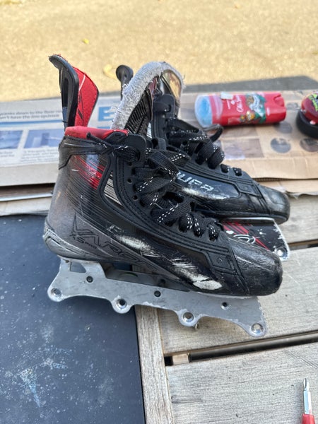 Bauer Vapor X5 Pro Hockey Skates Regular Width Size 3.5 (Used)