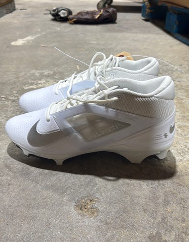 White Men's Size M 12.0 (W 13.0) Adult Nike Alpha Menace Pro 4 Mid Top Cleats Molded Cleats (New)