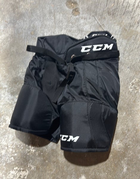 Black Youth Small CCM LTP Hockey Pants (Used)