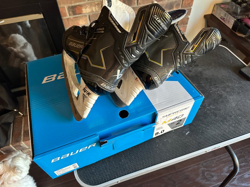 Bauer Supreme M40 Hockey Skates 8 (Used)