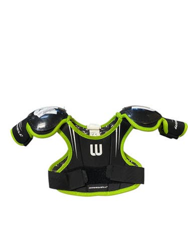 Used WinnWell BLACK AND GREEN SHOULDER PADS Youth Shoulder Pads SM 11706-S000364569