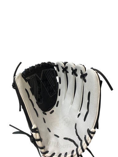 Used Wilson A700 LH Throw Fastpitch Gloves Black 12 1/2" 11706-S000364469