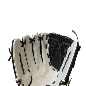 Used Wilson A700 FP BB/SB Glove LH Throw Black 12 1/2" 11706-S000364455