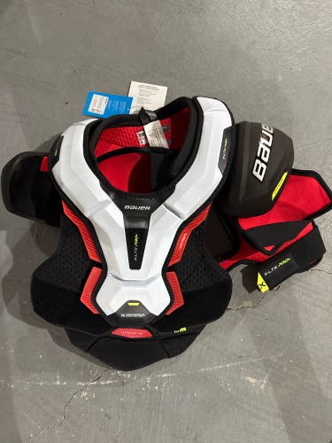 Medium Senior Bauer Vapor Xltx Pro Shoulder Pads (New)