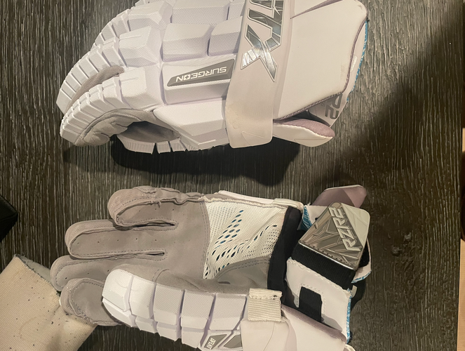 STX Surgeon RZR2 Lacrosse Gloves Large (Used)
