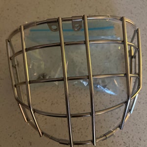 Senior Bauer Goalie Mask (New)
