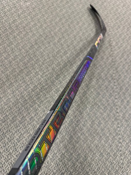 Intermediate CCM Trigger 9 Pro Right Handed Hockey Stick P29 (New) 65 Flex