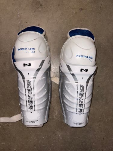Junior Bauer Nexus 4000 11" Shin Pads (Used)