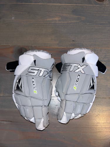STX Cell V Lacrosse Gloves 12" (Used)