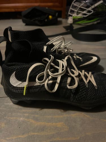 Men's Size M 9.0 (W 10.0) Nike Cleats Mid Top (Used)