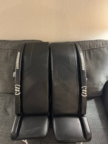 34" Warrior Ritual g6 Goalie Leg Pads (Used)