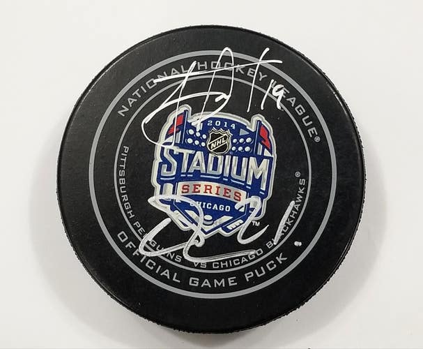 EVGENI MALKIN JONATHAN TOEWS Dual Autographed 2014 Stadium Series NHL Game Puck