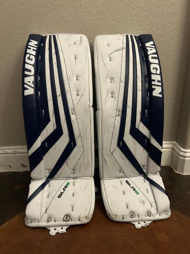 31"+2” 2021 Vaughn Ventus SLR2 Pro Carbon Goalie Leg Pads (Used)
