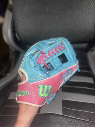 Wilson A2000 RH Infield Baseball Glove 11.75" (Used)