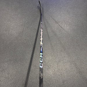 Senior CCM Jetspeed FT6 Pro Right Handed Hockey Stick P88 (New)