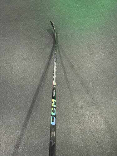Senior CCM RibCor Trigger 8 Pro Right Handed Hockey Stick P29 (New)