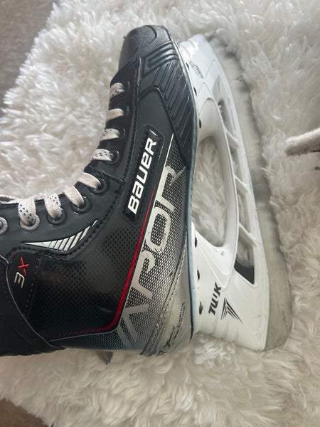 2023 Bauer Vapor 3X Hockey Skates Regular Width   Size 5 (Used)