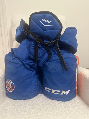 Men's Senior Large CCM Super Tacks Hockey Pants Pro Stock (Used)