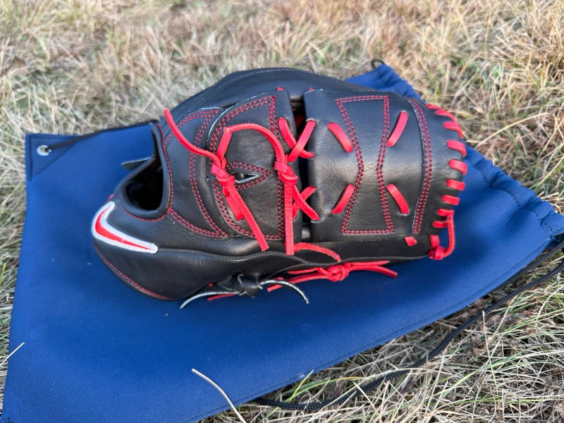 Nike SHA/DO Pro RH Pitcher's Baseball Glove 12" (Used)