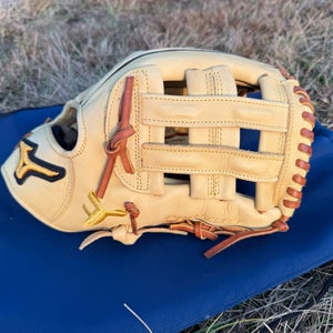 Mizuno Pro Tatis Jr Logo Infield Baseball Glove