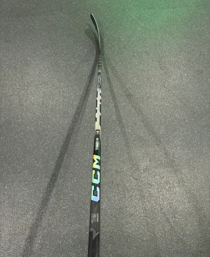 Senior CCM RibCor Trigger 8 Pro Right Handed Hockey Stick P29 (New)