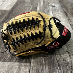 Wilson A2000 D33 LH Pitcher's Baseball Glove 11.75" (Used)