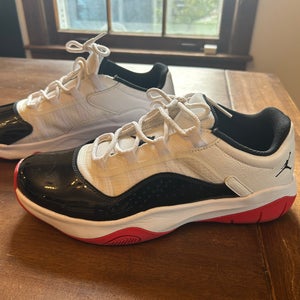 Jordan 11 CMFT low Concord Bred Sz 10.5