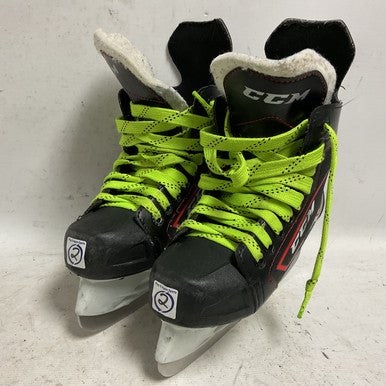 Used CCM JETSPEED FT340 Junior Hockey Skate White/Black/Red Junior 02 11855-S000192087