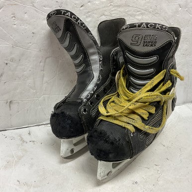 Used CCM 952 SUPER TACKS Junior Hockey Skate Junior 03 11855-S000192084