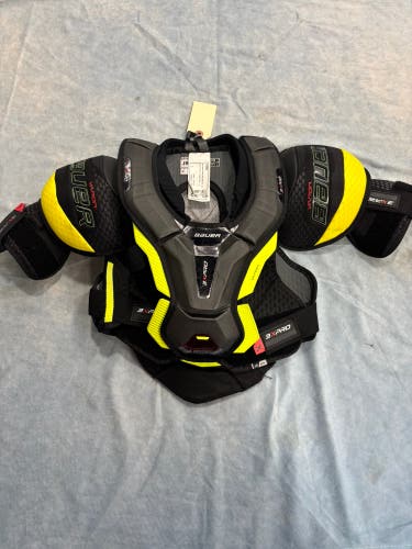 Small Junior Bauer Vapor 3X Pro Shoulder Pads (Used)