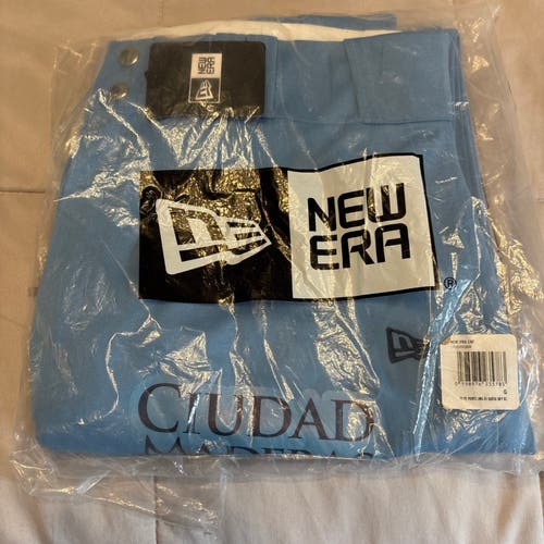 Tigres de Quintana Roo 2025 Sky Blue Large New Era Player Pants - NEW WITH TAGS